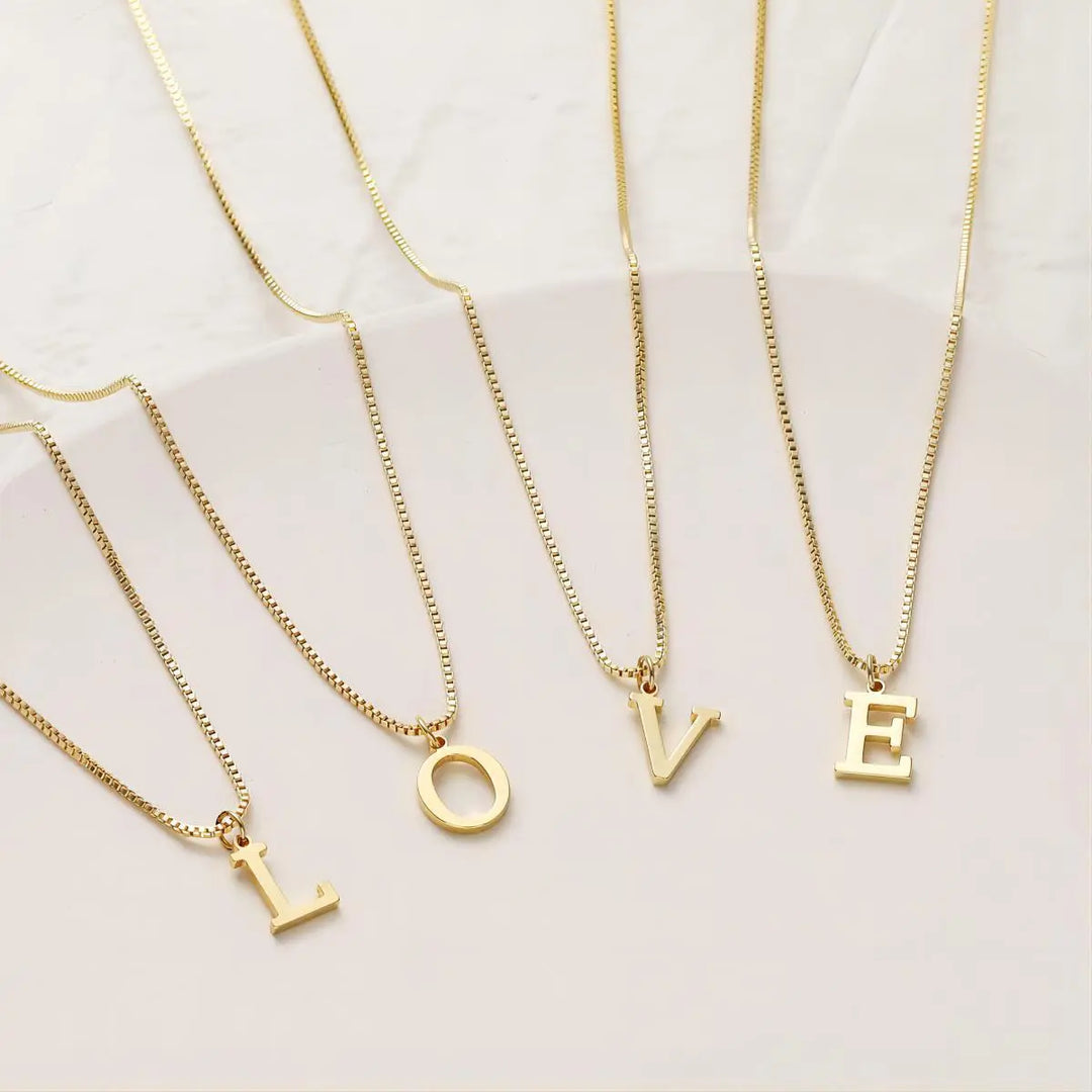 Colar com Iniciais de Carta de Amor