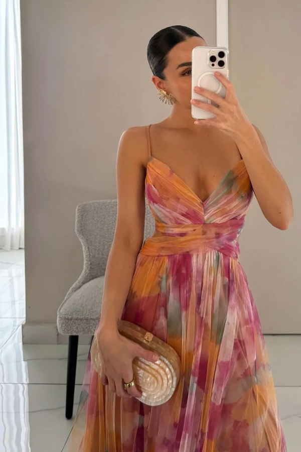 Esme – Vestido com estampas fluidas