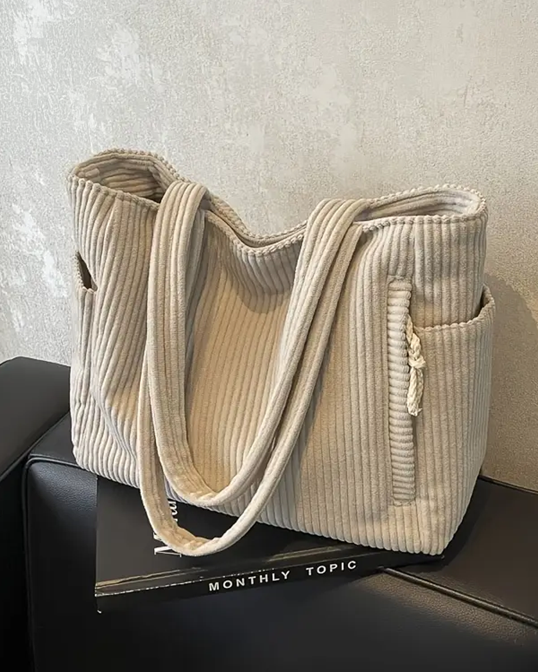 Tilda – Bolsa Tote Canaletada com Detalhe de Corda