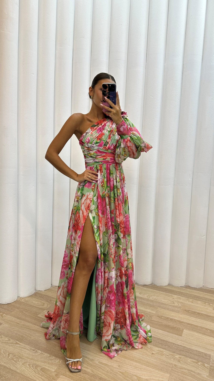 Kaia – Vestido Drapê Atemporal