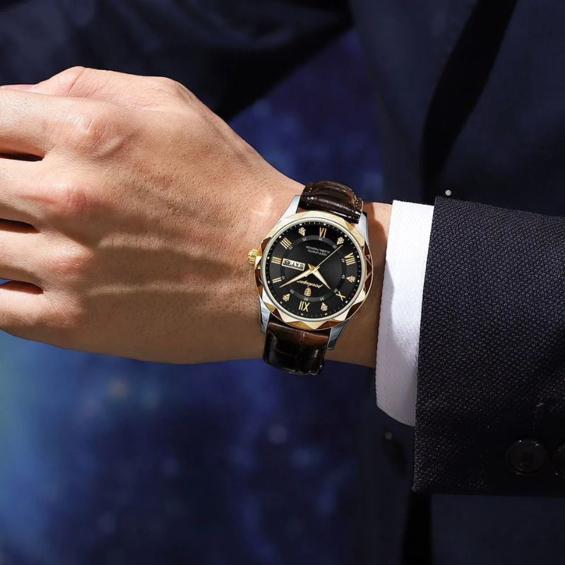 Relógio de Quartzo com Pulseira de Couro Luxuosa
