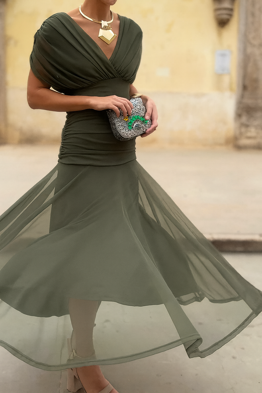 Vestido Boutonniere Elegante em Malha para Mulheres