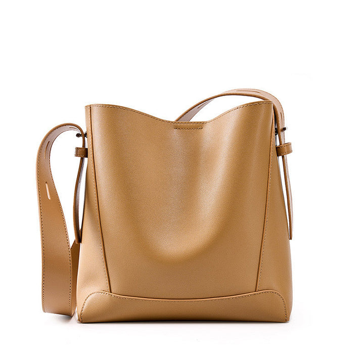 Bolsa Bucket Oversized de Couro Genuíno para Transversal e Ombro