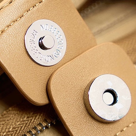 Bolsa Bucket Oversized de Couro Genuíno para Transversal e Ombro