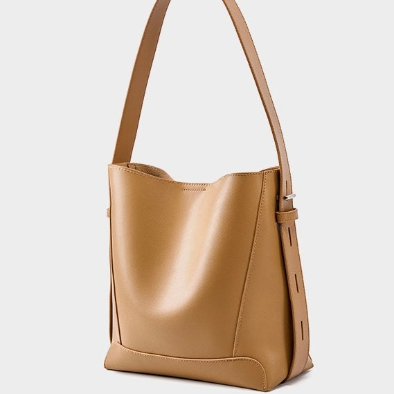 Bolsa Bucket Oversized de Couro Genuíno para Transversal e Ombro