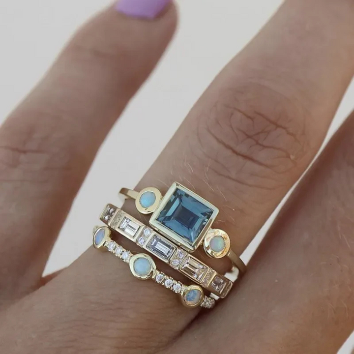 Conjunto Vintage com Anéis de Cristal Azul
