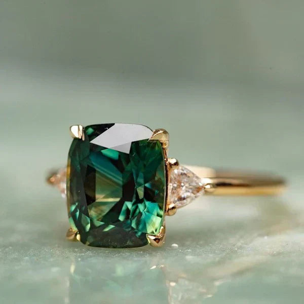 Anel com Pedra Verde Inspirado em Vintage