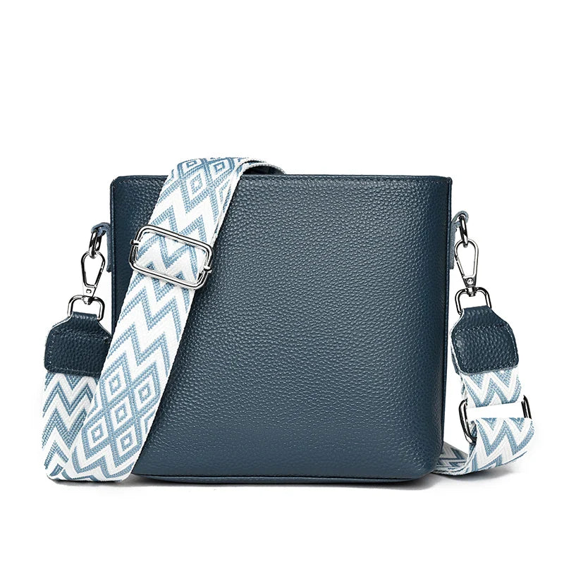 Matilda | Bolsa de Ombro de Couro Refinado