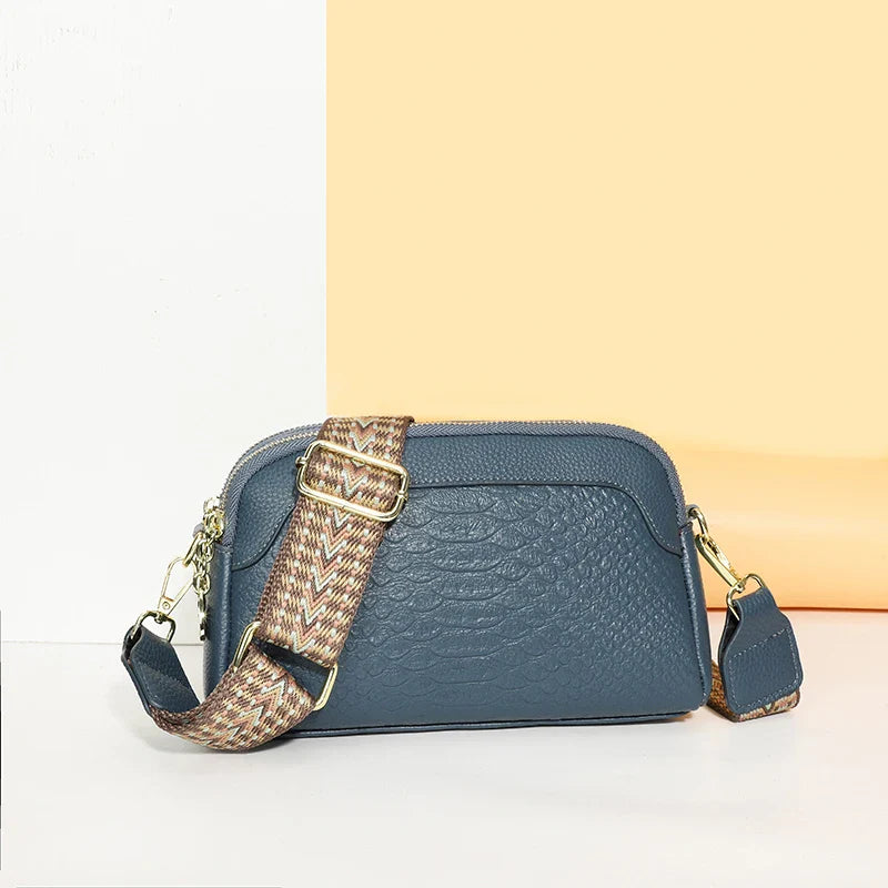 Amara | Bolsa de Ombro em Couro Refinado