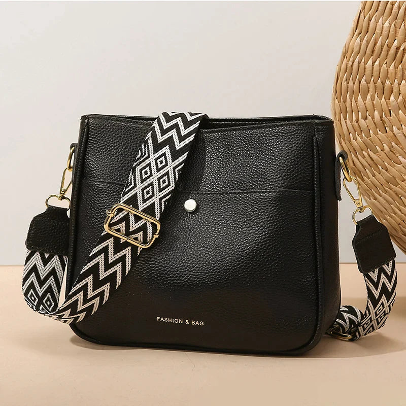 Juliet | Bolsa de Ombro em Couro Refinado