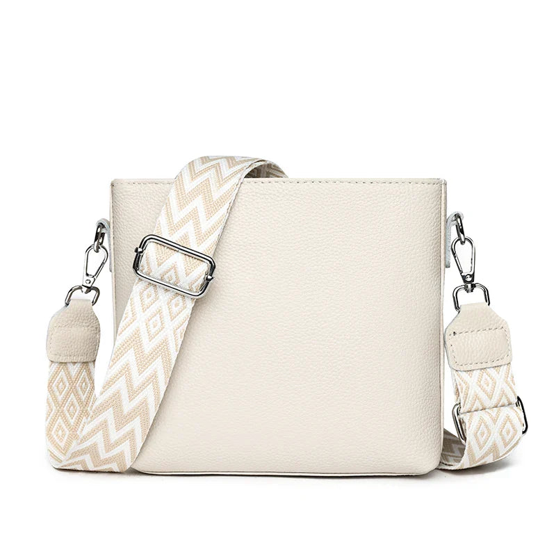 Matilda | Bolsa de Ombro de Couro Refinado