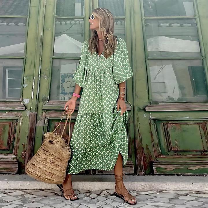 Mabel - Vestido Geométrico Estampado com Comprimento Assimétrico